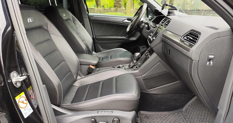 Volkswagen Tiguan cena 117900 przebieg: 183000, rok produkcji 2017 z Praszka małe 781